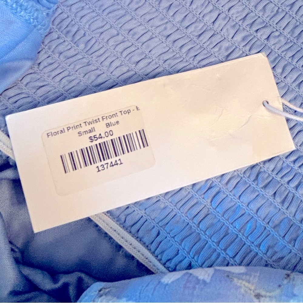 NWT LUSH Blue Floral Blouse - Picture 12 of 14